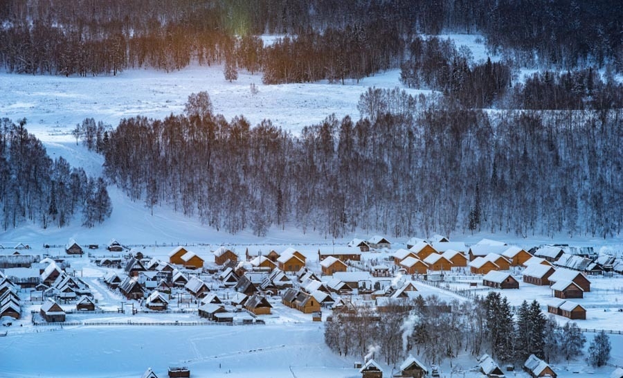 Ngắm cảnh bốn mùa ở ngôi làng đẹp nhất Trung Quốc