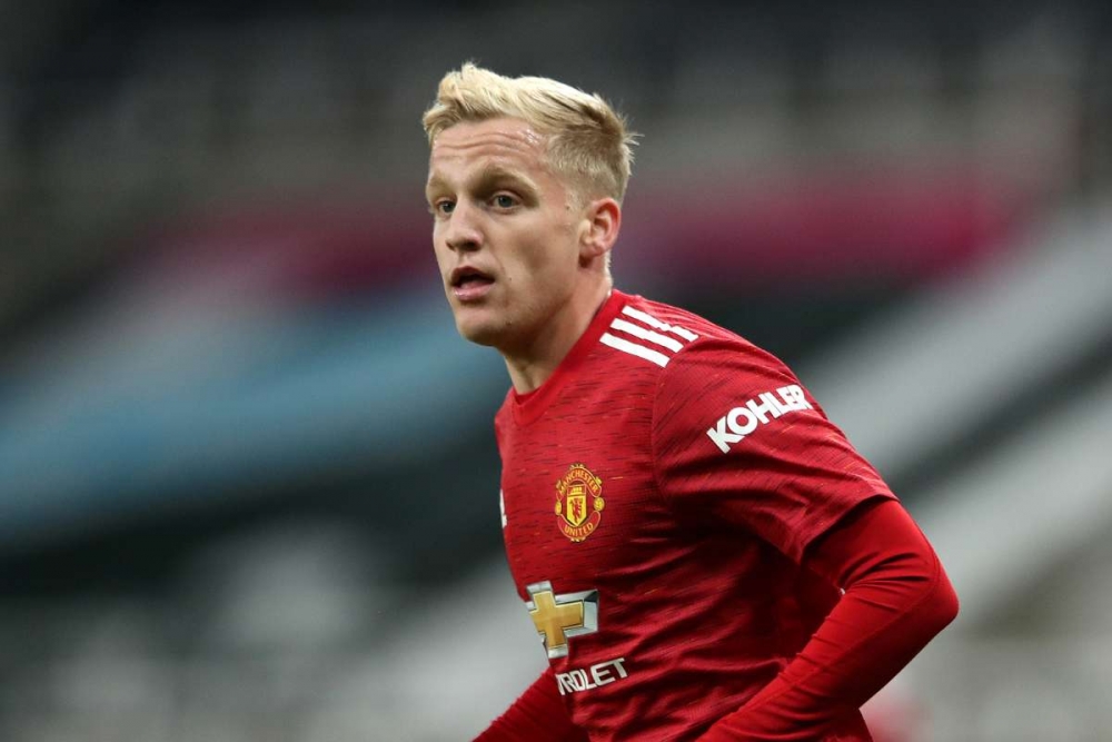Chuyển nhượng cầu thủ Man Utd: Khát khao đưa Sancho về Hè này; Van de Beek tự nộp hồ sơ xin gia nhập Barca