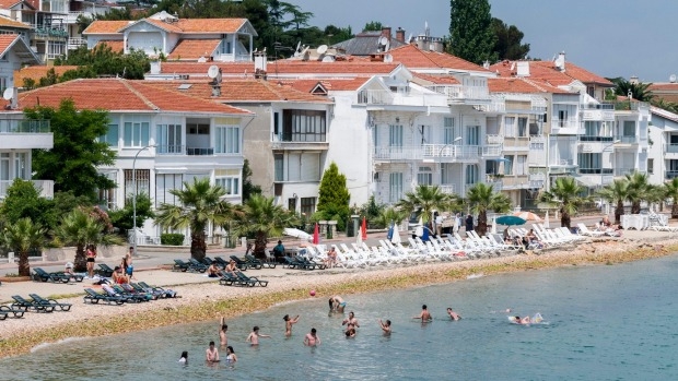 Phố cổ Hội An lọt top 10 điểm du lịch không có ô tô đẹp nhất thế giới