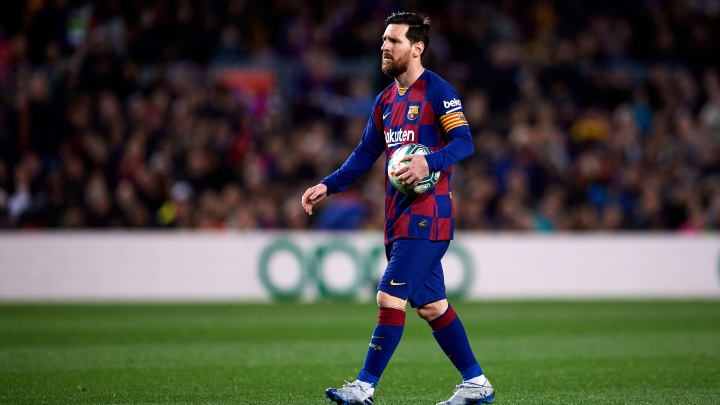 Chuyển nhượng cầu thủ: Real Madrid sẵn sàng chi để có Erling Haaland; Messi chưa quyết định ở lại Barca; Real Madrid bán Raphael Varane, mua Kylian Mb