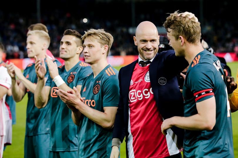 Man Utd: HLV Erik ten Hag rèn luyện đội hình; đẩy nhanh đàm phán ký Danjuma; De Ligt dự báo