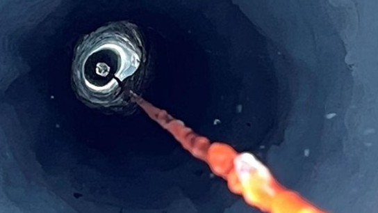 Phát hiện dòng sông bí ẩn dưới 600m băng ở Nam Cực