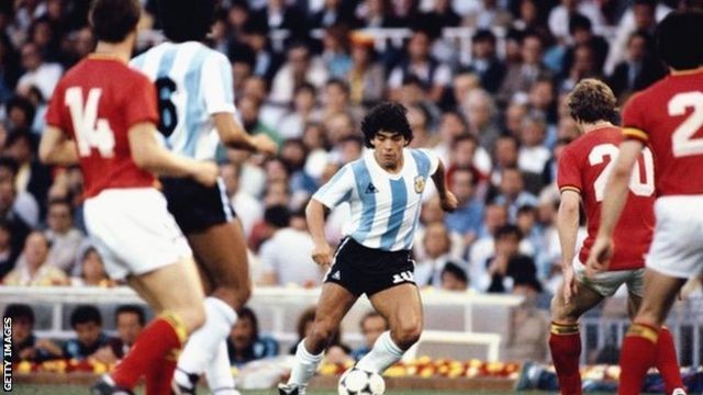 Argentina xét xử 8 y bác sĩ liên quan đến cái chết của huyền thoại bóng đá Maradona