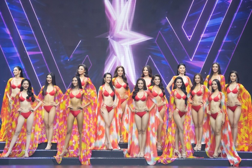 Khoảnh khắc đăng quang Hoa hậu Hoàn vũ Việt Nam 2022 của Ngọc Châu