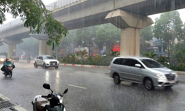 Dự báo thời tiết đêm nay và ngày mai (29-30/6): Hà Nội, Bắc Trung Bộ, Tây Nguyên, Nam Bộ mưa to cục bộ; Bắc Bộ mưa vừa mưa to đến rất to