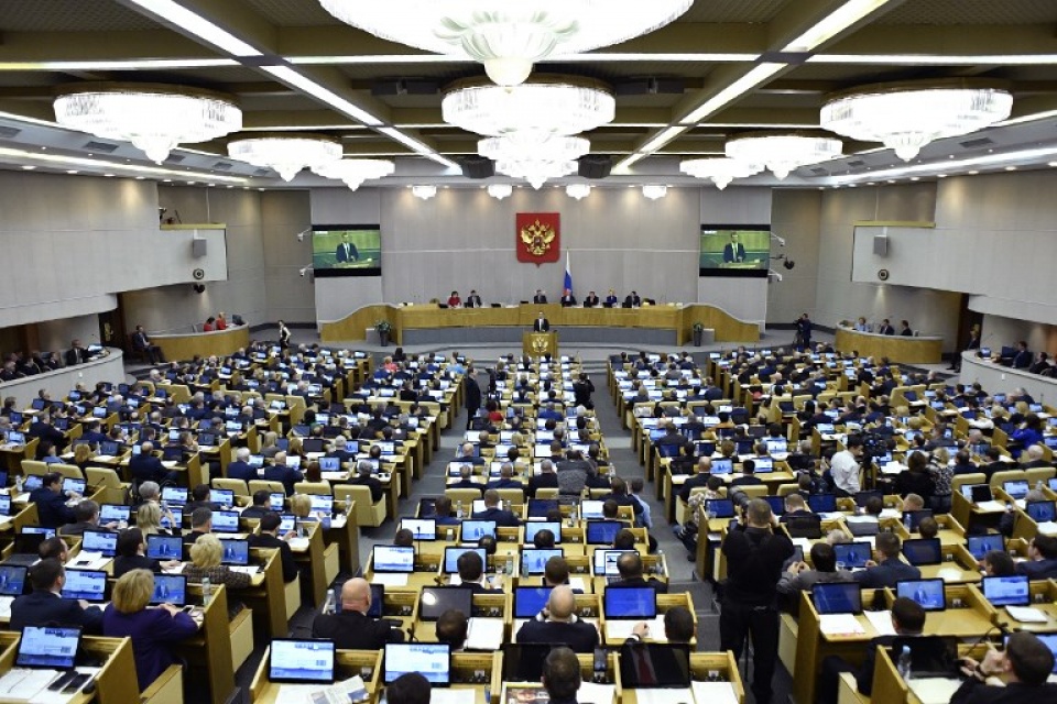 thuong vien nga thong qua goi du luat bao ve co so ha tang thong tin