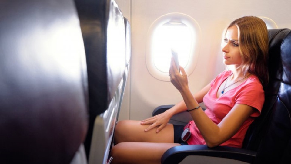 nhung dieu ban can biet khi o tren may bay