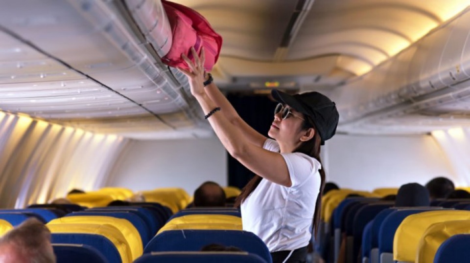 nhung dieu ban can biet khi o tren may bay