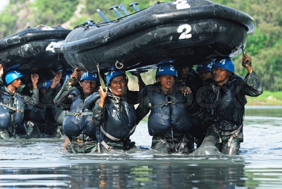 ky nang lan dieu luyen cua biet doi seal thai lan