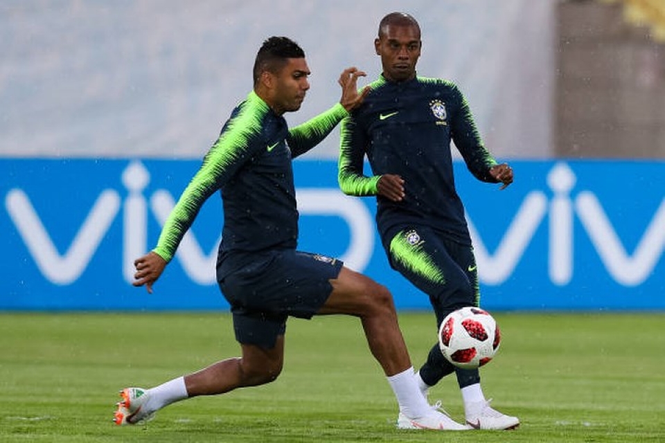 neymar dien hai tren san tap dong doi cuoi ra nuoc mat