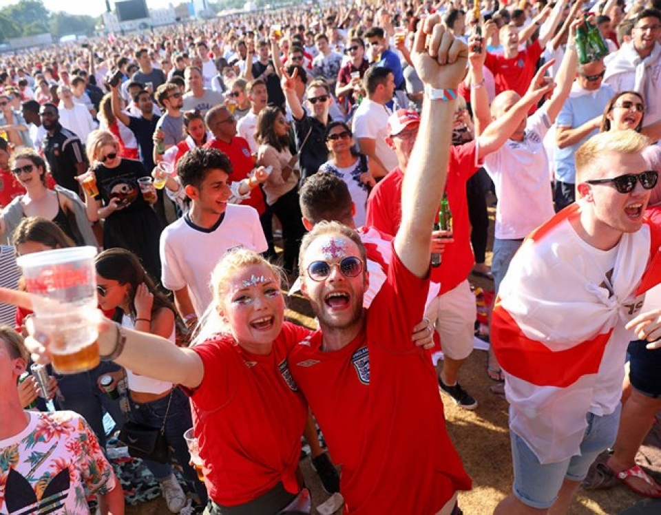 khoanh khac buon vui cua cdv anh o ban ket world cup 2018