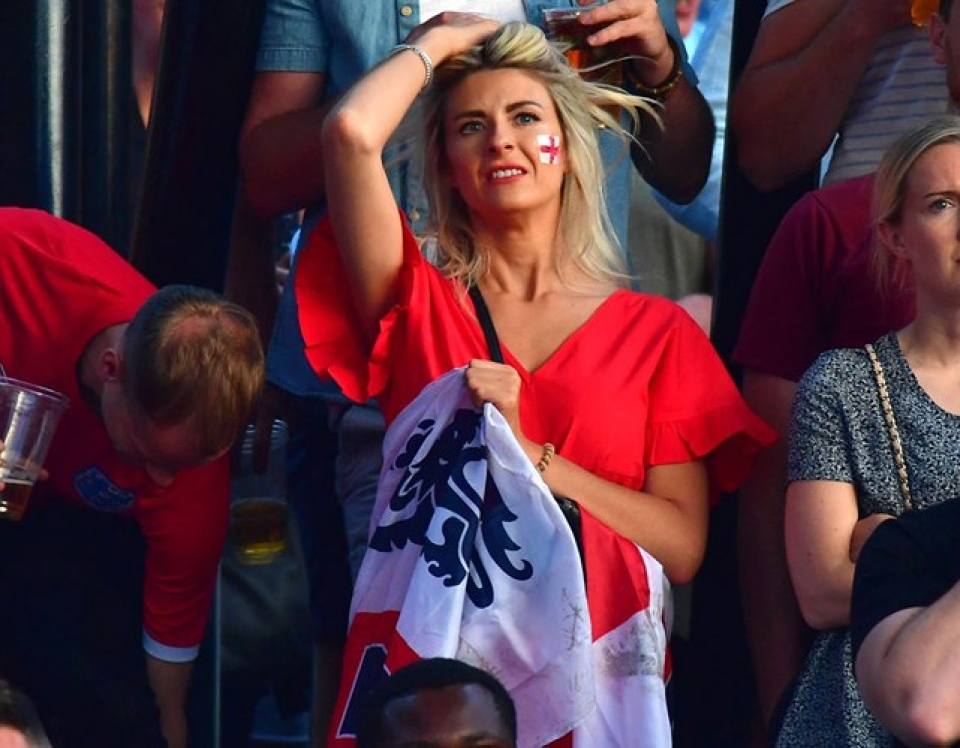 khoanh khac buon vui cua cdv anh o ban ket world cup 2018