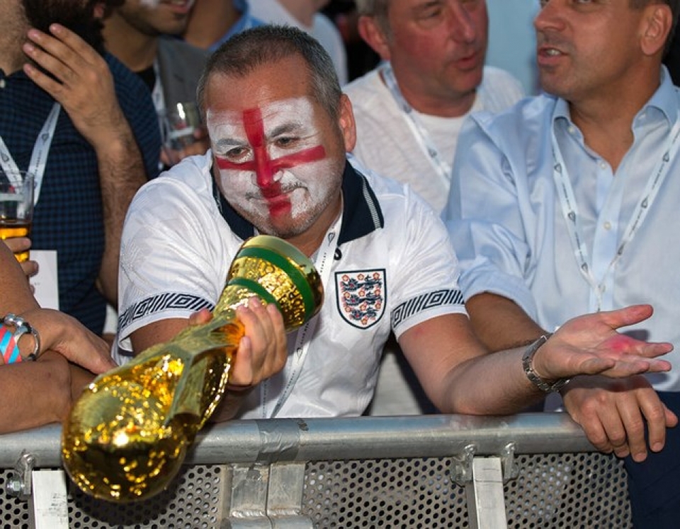 khoanh khac buon vui cua cdv anh o ban ket world cup 2018