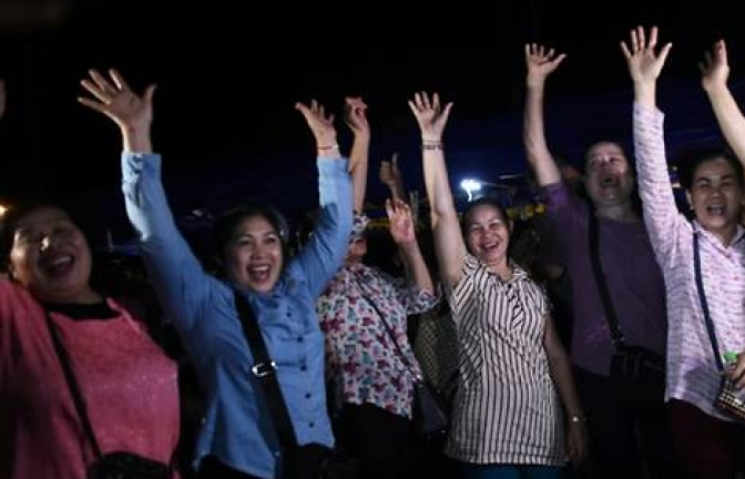 chien dich giai cuu doi bong da thai lan vao mat xanh cua hollywood