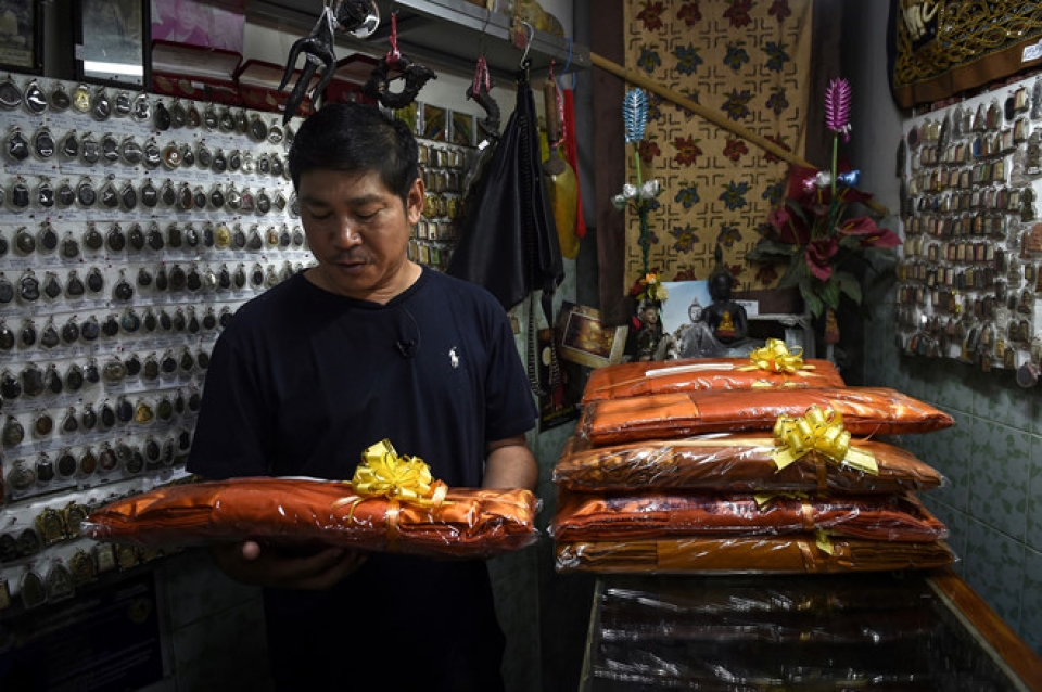 doi bong nhi thai se xuong toc vao chua tu tap trong tuan nay