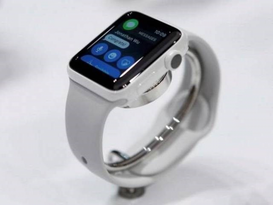 apple watch dong ho fitbit co the bi my danh thue nhap khau cao