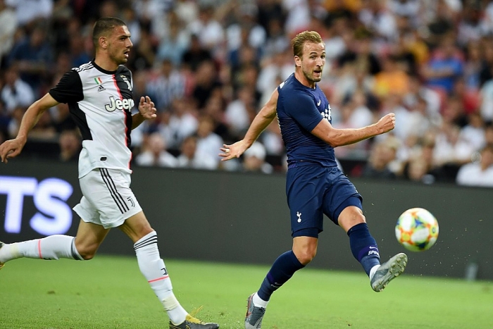 "Ngả mũ" với siêu phẩm ghi bàn từ giữa sân của Harry Kane chiem nguong ban thang tuyet dep tu giua san cua harry kane