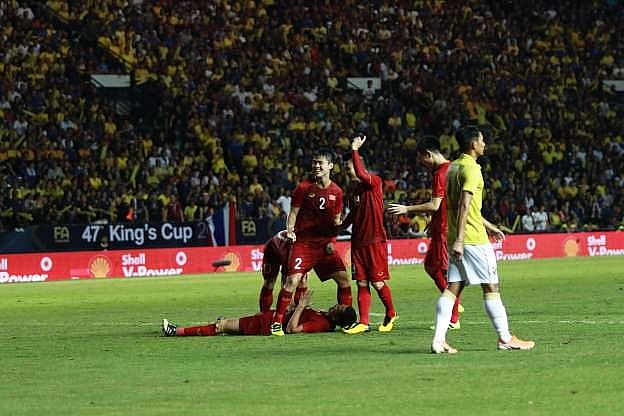 Chủ tịch VFF phản ứng sau phát biểu bất ngờ của HLV Thái Lan chu tich vff phan ung sau phat bieu bat ngo cua hlv thai lan