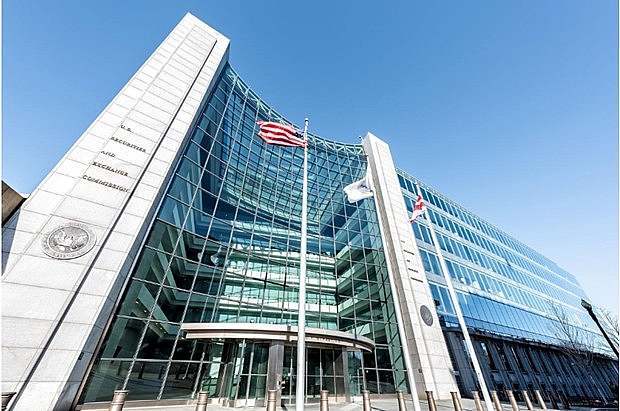 bao my uy ban chung khoan my chuan bi cong bo an phat facebook