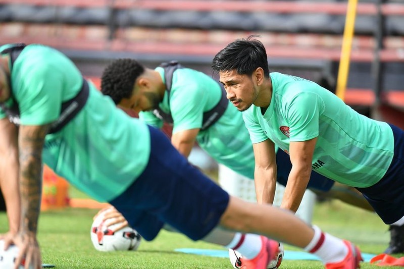 dang van lam luyen cong quyet doi suat bat chinh o muangthong utd