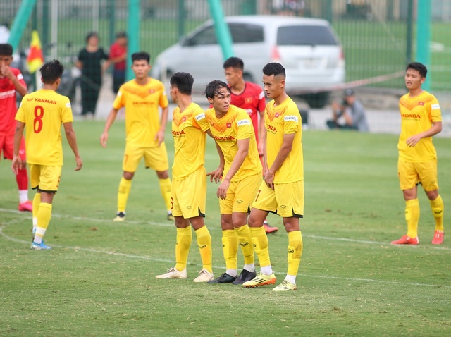 hlv park hang seo chan chinh ngoi sao ha gia lai o u22 viet nam