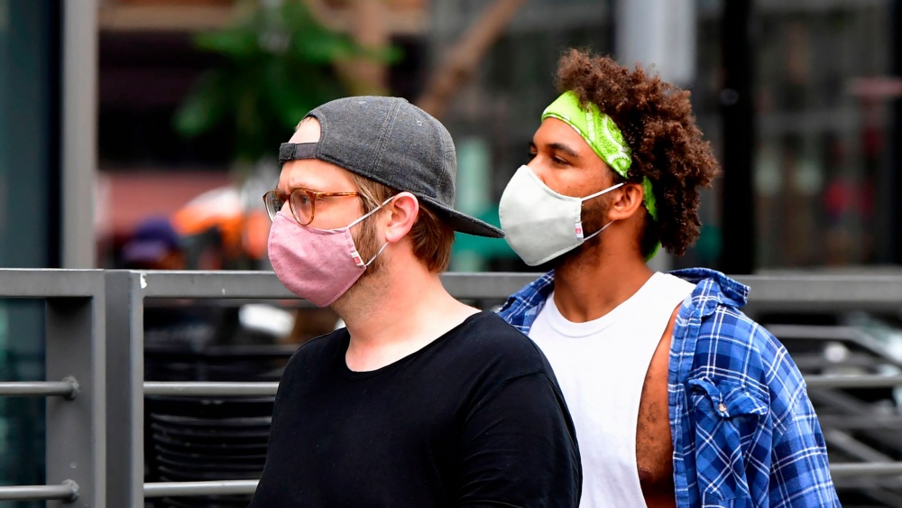 trach nhiem cua gioi tre my trong cuoc chien chong dich benh covid 19