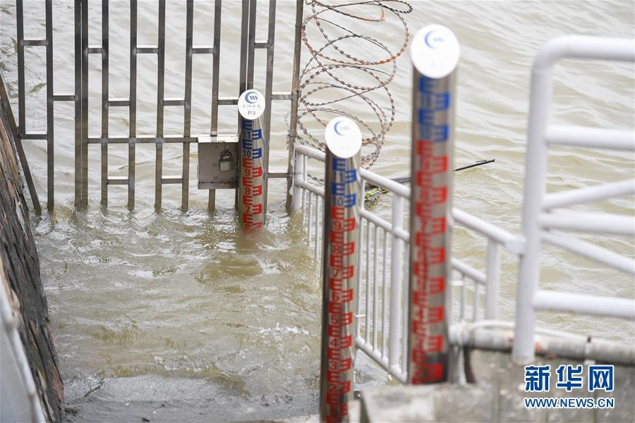 muc nuoc song ho lon tai trung quoc tiep tuc tang nhanh