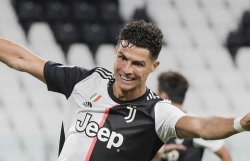 Quyết giành Chiếc giày vàng châu Âu, C.Ronaldo bứt phá mạnh mẽ, lập thêm kỷ lục ấn tượng