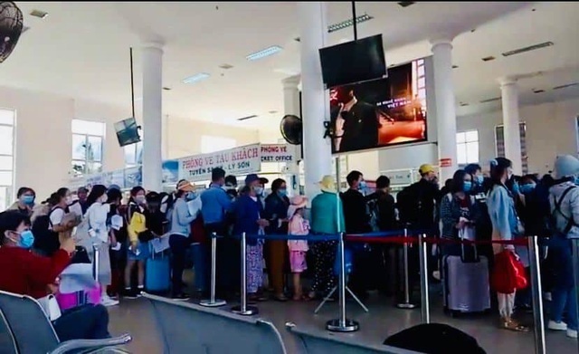 Quảng Ngãi Đưa 2 000 du khách rời đảo Lý Sơn phòng chống Covid 19 quang ngai dua 2000 du khach roi dao ly son phong chong covid 19