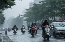 Dự báo thời tiết ngày và đêm nay (30/7): Miền Bắc có mây, mưa rào và dông rải rác, cục bộ có mưa vừa, mưa to đến rất to; Biển Đông mưa dông mạnh