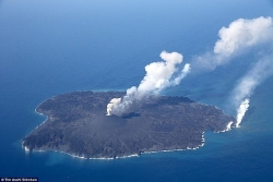 Nhật Bản: Hòn đảo tự phình to gấp 12 lần so với thời điểm mới 'ra đời'