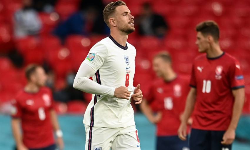 Chuyển nhượng cầu thủ: Man Utd tiếp tục tìm cầu thủ thay Paul Pogba; Arsenal gia nhập cuộc đua giành chữ ký Jordan Henderson