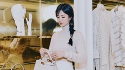 Song Hye Kyo ghi điểm với bí quyết chọn trang phục tinh tế, thời thượng