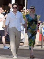 Brooklyn Beckham đi nghỉ tuần trăng mật sau 2 tháng cưới