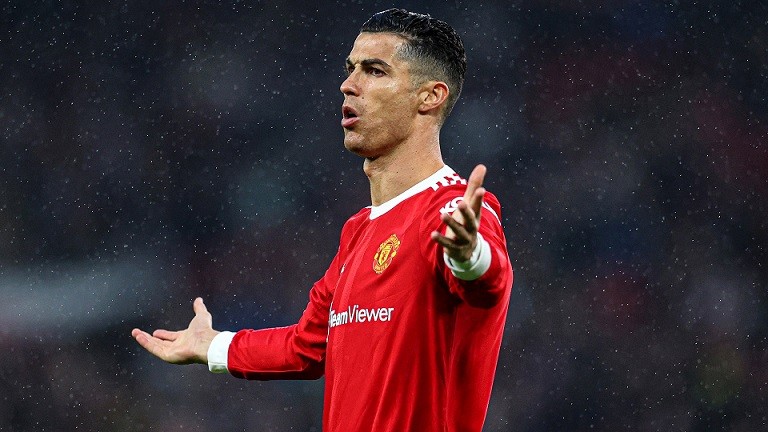 Chuyển nhượng cầu thủ Man Utd ngày 8/7: Mua Lisandro Martinez; Ronaldo không phải cứ muốn đi là được; Chuyển nhượng cầu thủ Man Utd ngày 8/7: Mua Lisandro Martinez; Ronaldo không phải cứ muốn đi là được;