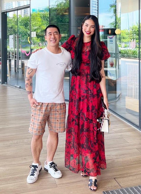 Hoa hậu Phạm Hương chụp ảnh cưới ở trong nước