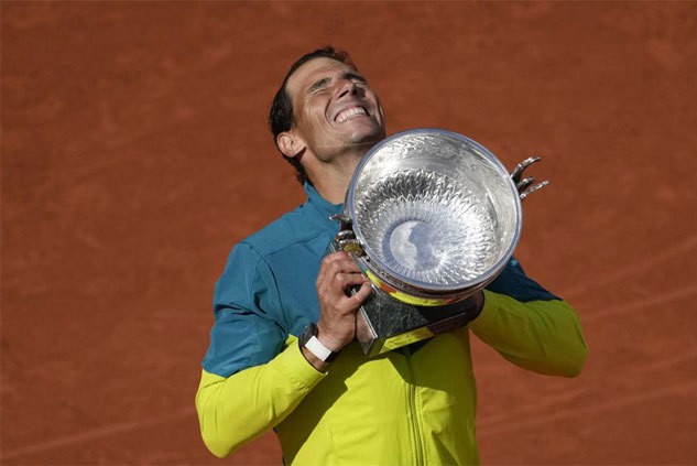 Rafael Nadal thoải mái đi nghỉ dưỡng tại quê nhà