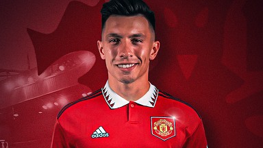 Man Utd đạt thỏa thuận chiêu mộ Lisandro Martinez