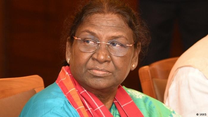 Tân tổng thống Ấn Độ viết thư, cam kết hỗ trợ Sri Lanka vượt qua khủng hoảng kinh tế Tân tổng thống Ấn Độ viết thư, cam kết hỗ trợ Sri Lanka vượt qua khủng hoảng kinh tế