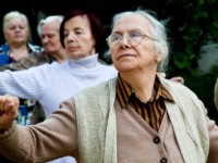 cac nha khoa hoc nhat ban phat minh ra ruou lam tu go