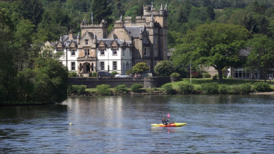 ngat ngay voi nhung ho nuoc dep nhat the gioi