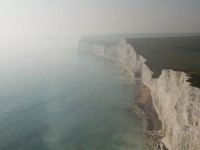 malaysia dong cua hang tram truong hoc vi ro ri hoa chat