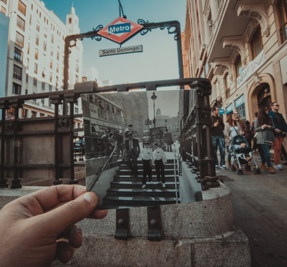 khi lich su hoa quyen voi thuc tai