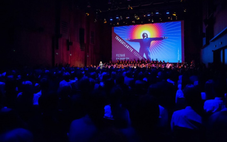 nhung rap chieu phim xa xi nhat the gioi