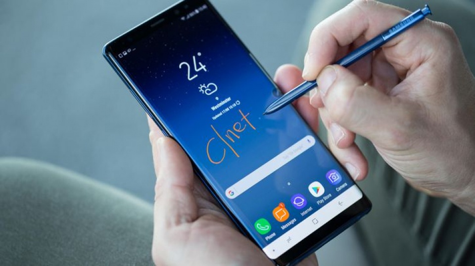 man hinh galaxy note 8 lap ky luc ve do sang
