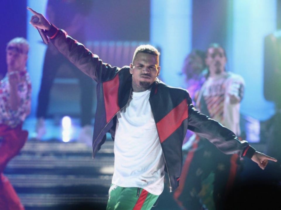 nhung ngoi sao noi tieng chung tay cuu tro nan nhan bao harvey