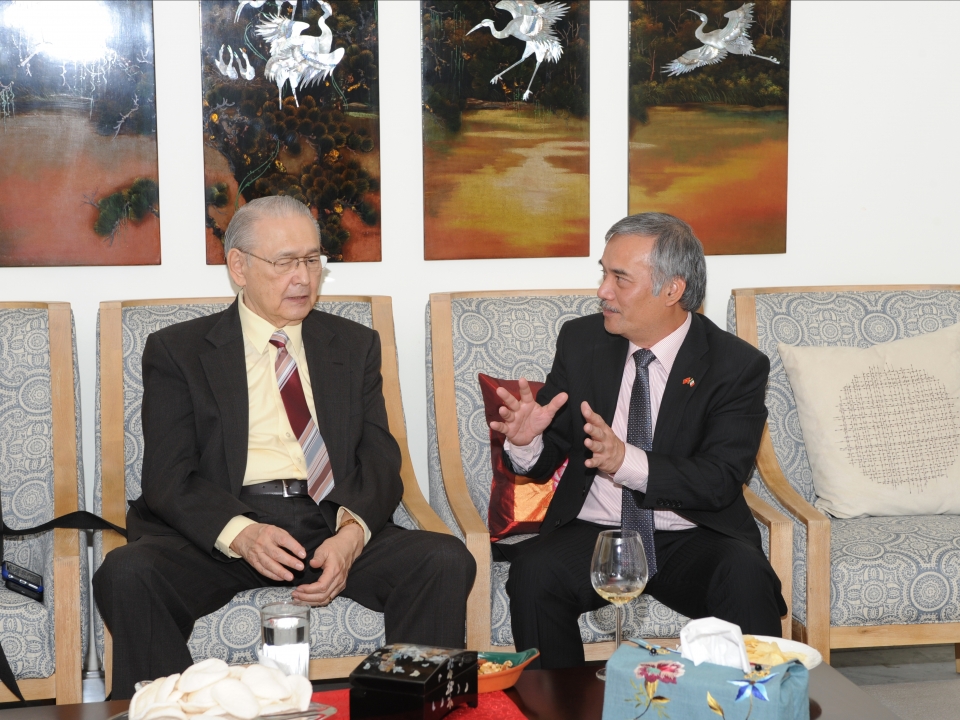 ky niem 23 nam viet nam gia nhap asean tai mexico