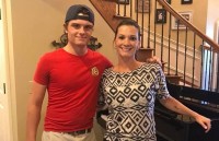 dan nigeria thi nhau dat banh pizza tu anh de the hien dang cap