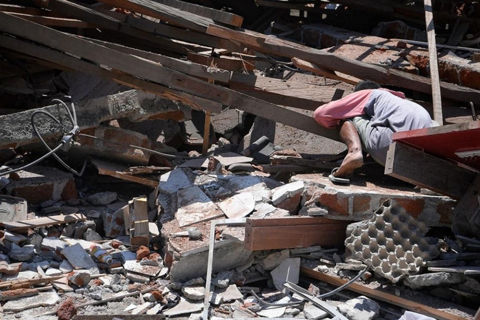 nhung khoanh khac kho quen tu vung dong dat kinh hoang lombok