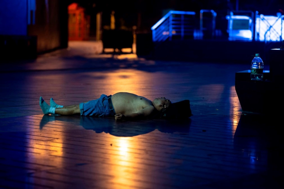 cai nong thieu dot bien pho thuong hai thanh phong ngu ngoai troi